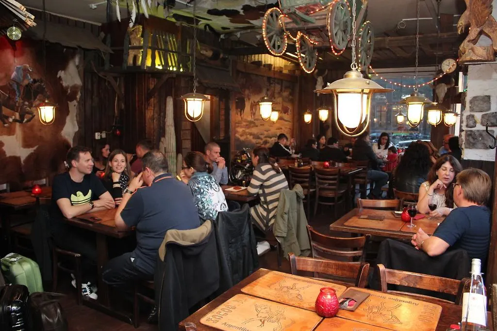 Hotel Restaurant Old Bridge Amsterdam